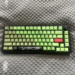 GLORIOUS CUSTOM KEYBOARD
