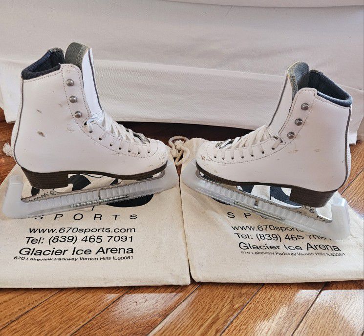 Used Riedell Figure Skates

