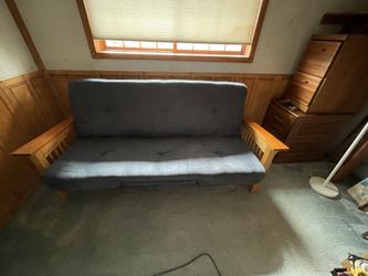 Queen size futon