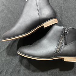 Cat & Jack Girl Boots