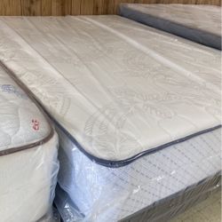⚜️ NEW DOUBLE SIDED DELUXE QUEEN SIZE EXTRA FIRM MATTRESS W.BOXSPRING INCLUDED ⚜️