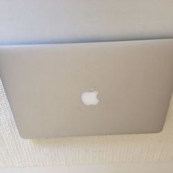 Apple Macbook Air - i7 Processor