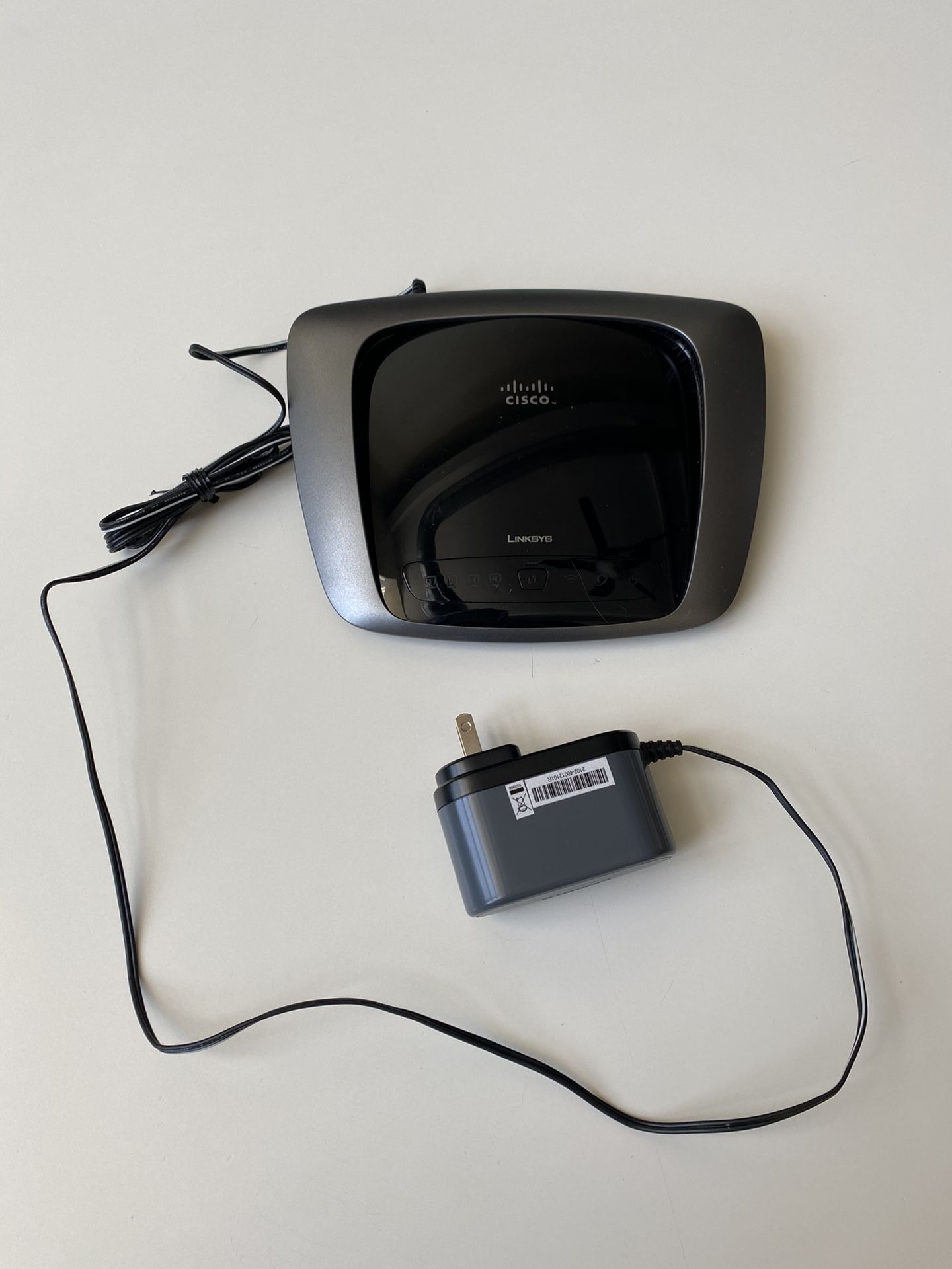 Cisco Linksys WRT310N Wireless N Gigabit WiFi Router 4 Port. Works perfect. Like new condition.
