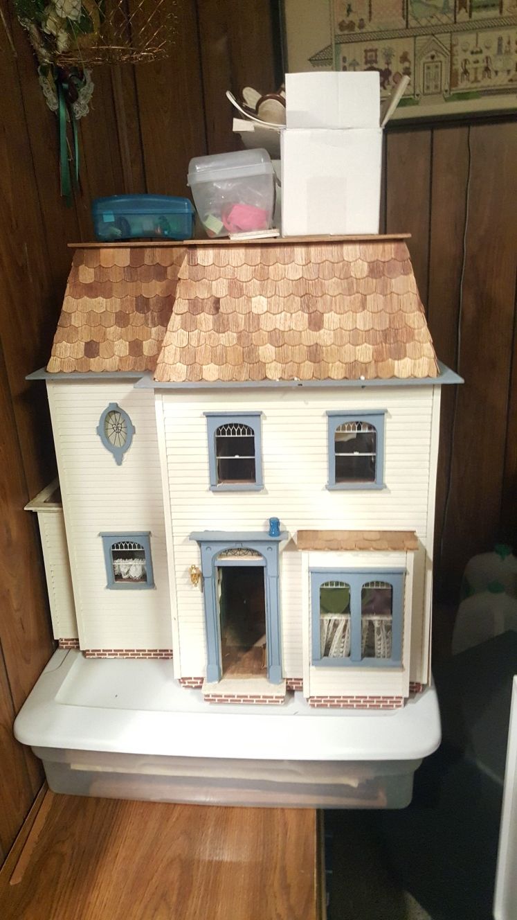 Electric Doll House