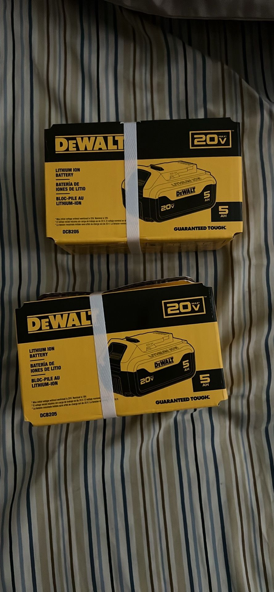 Dewalt Battery