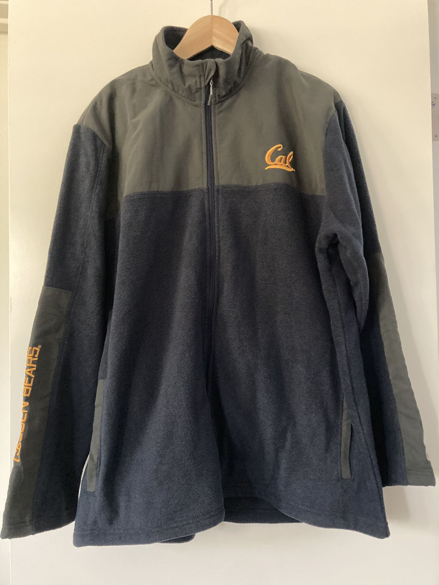 New with Tag Men’s Champion Cal Golden Bears Fleece Jacket - Blue Gray - XL