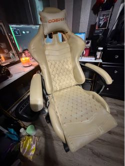 Gaming chair