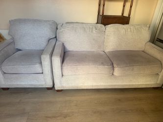 Set Loveseat and chair