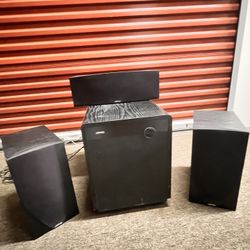 Jamo/Dennon Surround Sound -5 Pc 