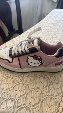 Hello Kitty Sneakers