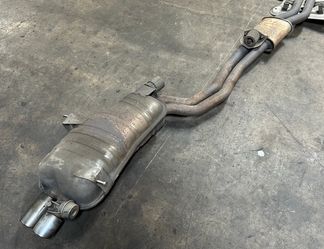 BMW E46 330 325 EXHAUST RESONATOR EXAUST MUFFLER