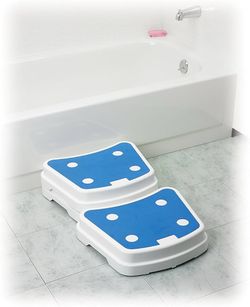 Stackable bath step