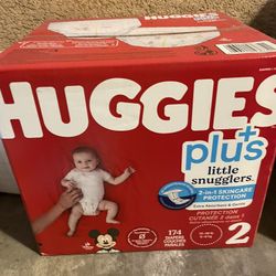 Huggies Plus
