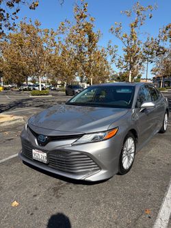 2020 Toyota Camry Hybrid