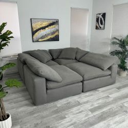 NIXON CLOUD COUCH GRAY PERFECT CONDITION FREE DELIVERY 🚚 