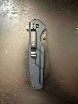 Flissa pocket knife
