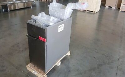 Clearance 40 lbs NSF Natural Gas Deep Fryer 41399H0925