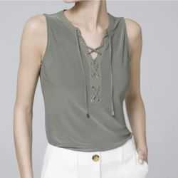 NWT White House Black Market Size XS Sleeveless Blouse Retail $49