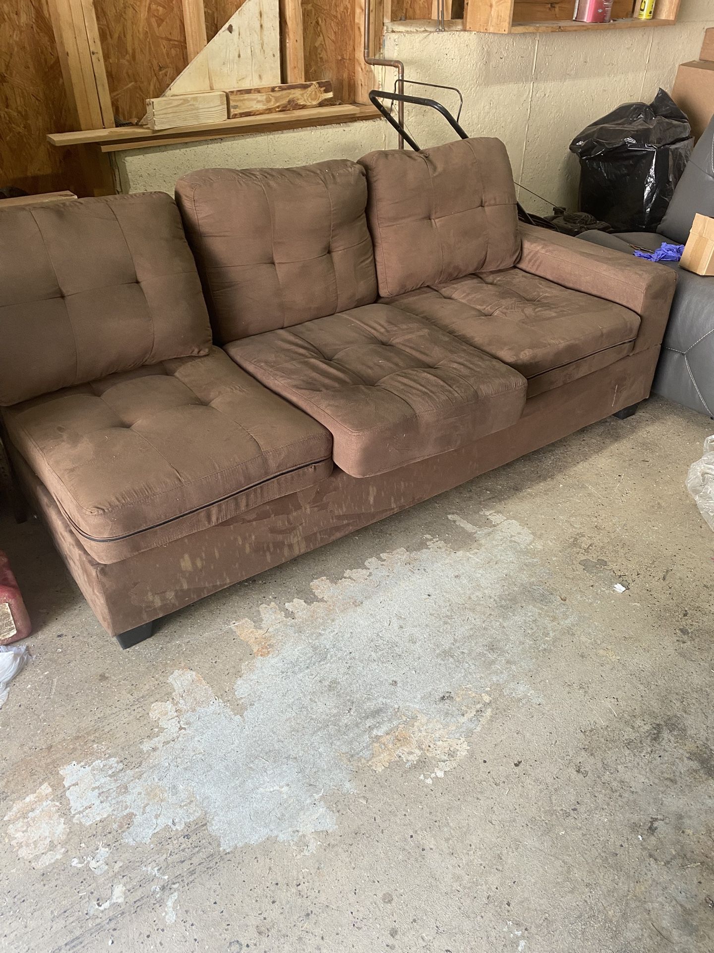 COUCH