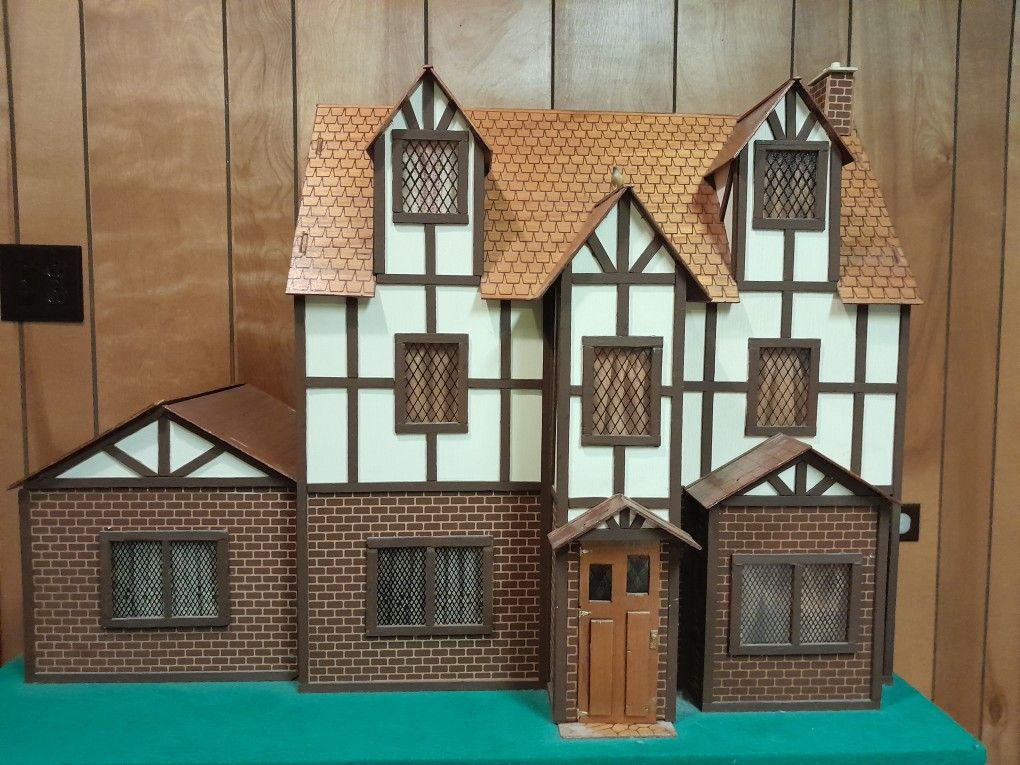 Arrow Deluxe Tudor Dollhouse 700 1:12 Scale 1980s Vintage Doll House
