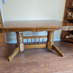 Oak Dining Table And Chairs 