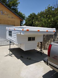 Pop-up Truck Camper