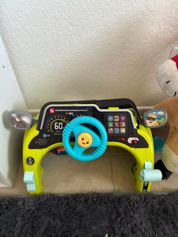 Children’s sit-down car toy