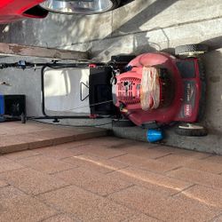 Toro Lawn Mower 