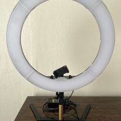 18” Ring light 