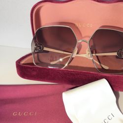 Women’s Gucci Sunglasses 