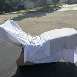 Aesthetic Table/Massage Table