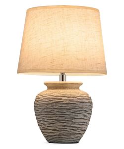 Battery operated table lamp