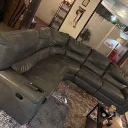 Leather Reclining Sectional Sofa – Good Condition