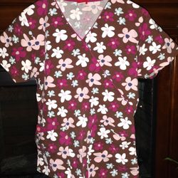 Dickeys Floral Scrub Top