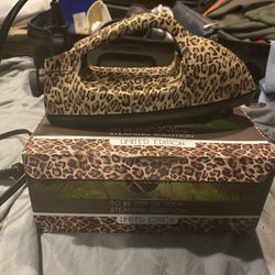 Travel sz X steamer - brand new w/ box