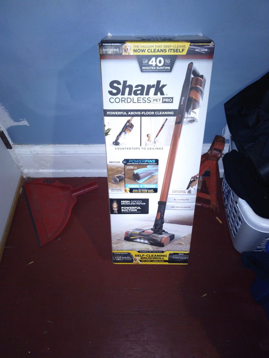 Shark Cordless PET Pro