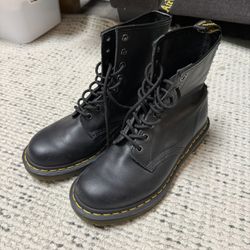 Dr. Martens 1460 Lace Up Boots