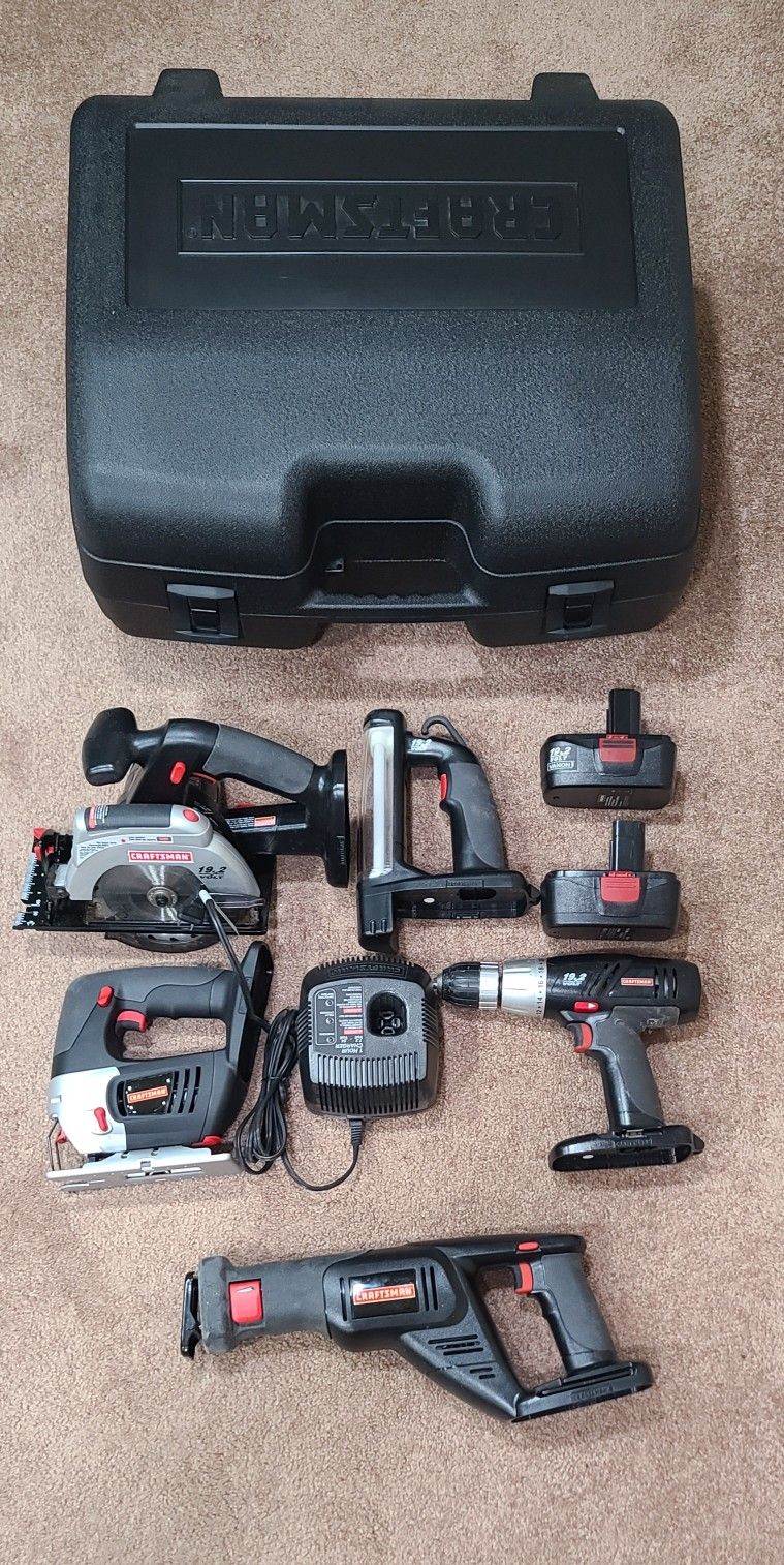 Craftsman 19.2 Volt Tool Kit
