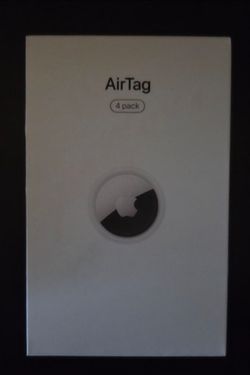 Apple AirTag 4 Pack with 4 air tag keychain holders