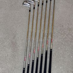 Srixon ZXi4 Irons 5-AW Excellent Condition
