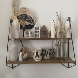 Wall shelf
