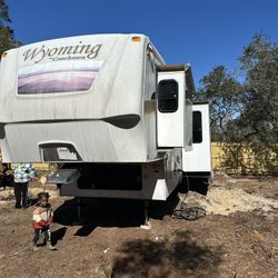 2007 Coachman Wyoming 