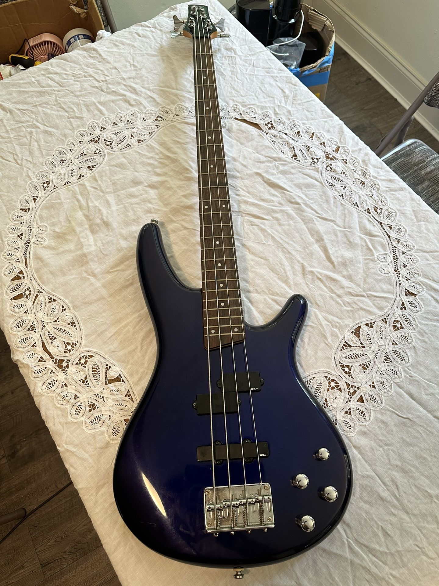 Ibanez SDGR Electric Bass Guitar SR300DX-Jewel Blue