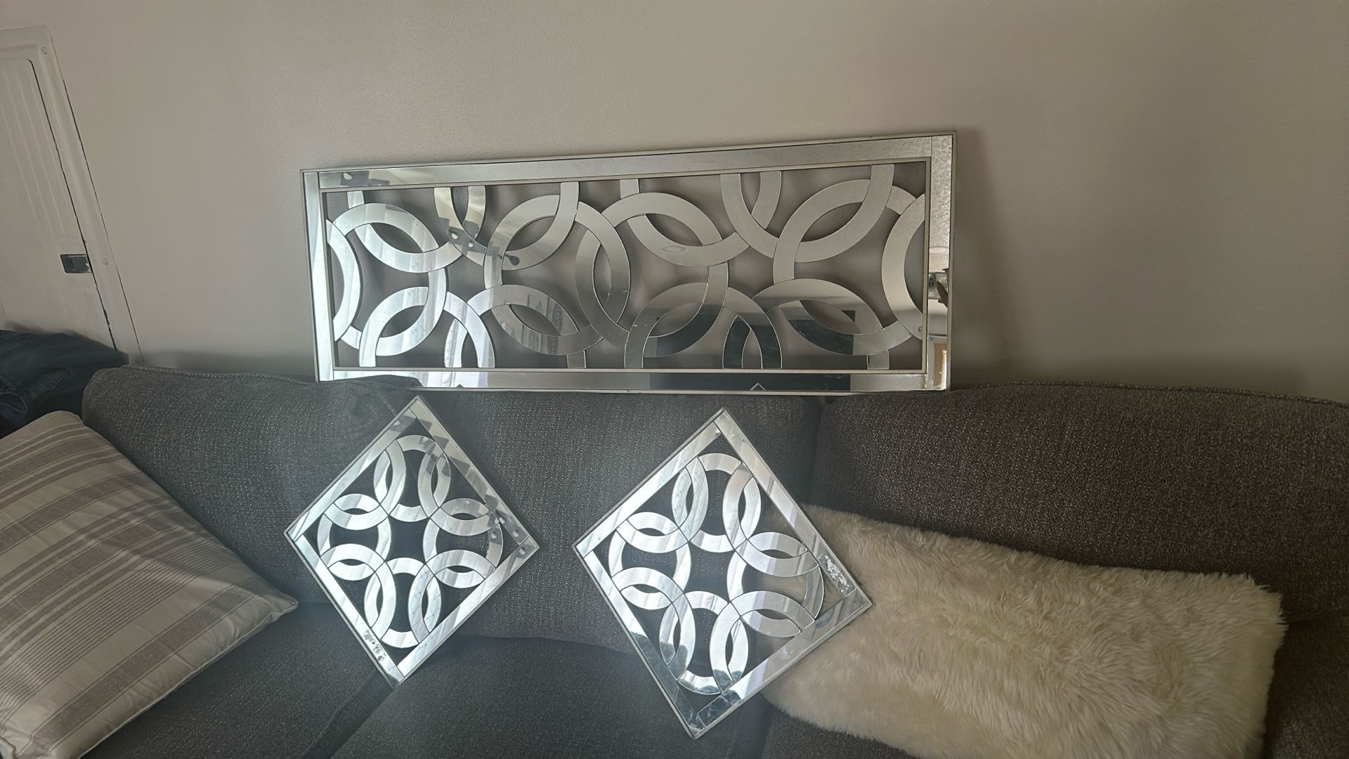 3 pieces of mirror