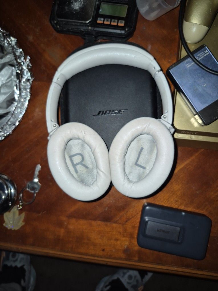 Bose Noise Cancelation Headphones