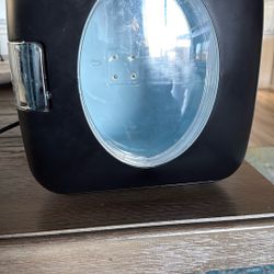 Frigidaire 9 Can Mini Fridge