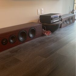Pioneer Receiver And Two Speakers 
