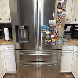Refrigerator 