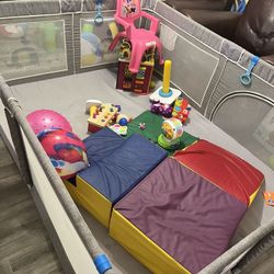 Huge Playpen