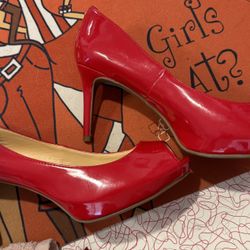 Liz Claiborne Red Patten Leather Heels
